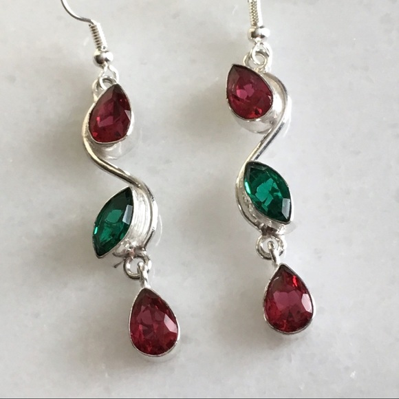 New Sim Pink Kunzite & Chrome Diopside Crystal Hook Earrings - Picture 7 of 8